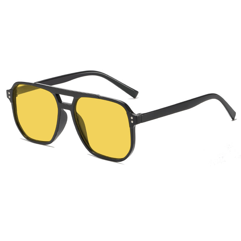 Stylish Wide-Frame Sunglasses Stornfield