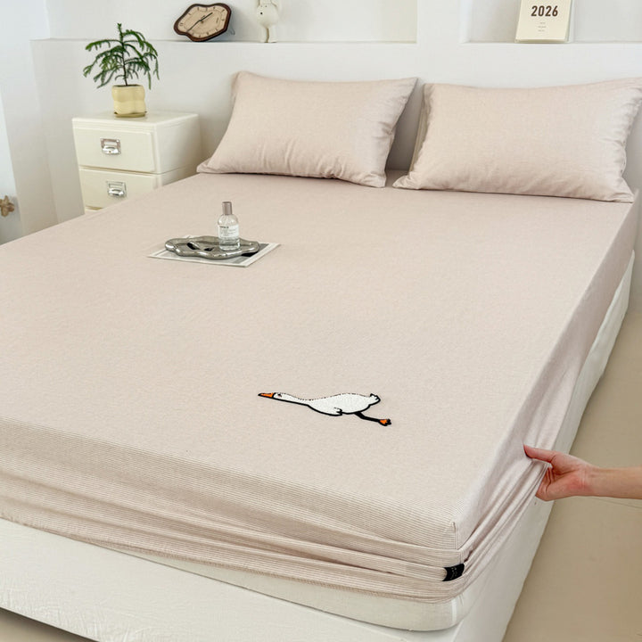 Stretch Fitted Mattress Sheet with Embroidered Goose Patch and Deep Pocket Elastic