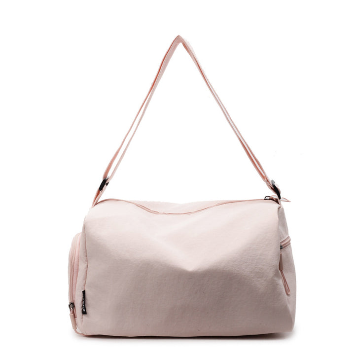 Versatile sports bag in compact format Stornfield