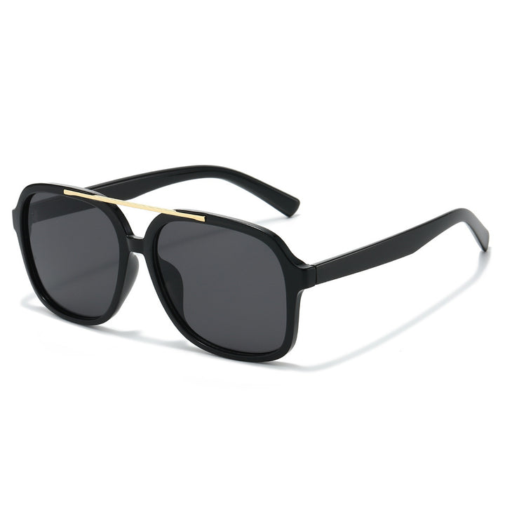 Retro-Inspired Tortoiseshell Sunglasses Stornfield