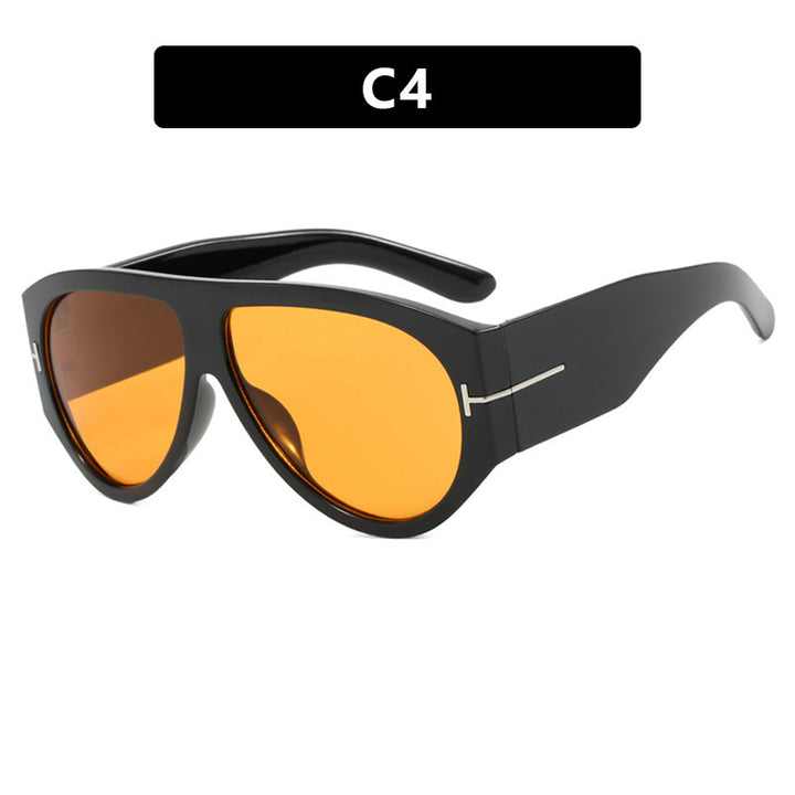 Ladies elegant sunglasses in striking design Stornfield
