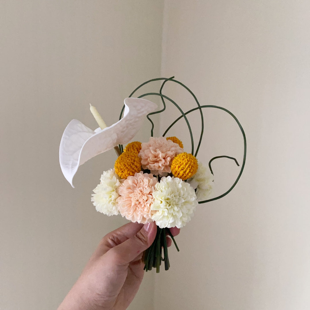 Chic Floral Handheld Bouquet