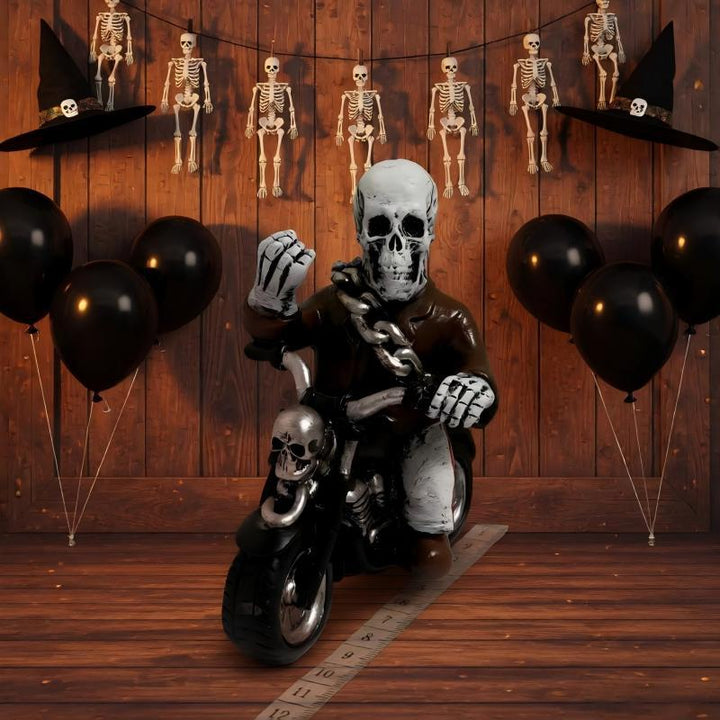 Creepy motorcycle figure Stornfield