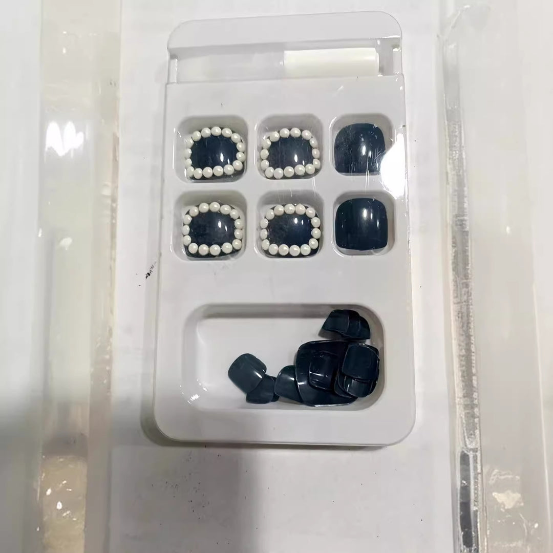 Decorative Press-On Nail Set with Pearl Accents Stornfield
