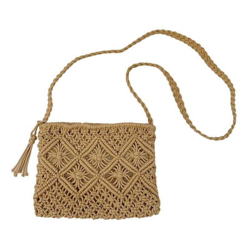 Hand-knotted shoulder bag with tassels and geometric pattern Stornfield