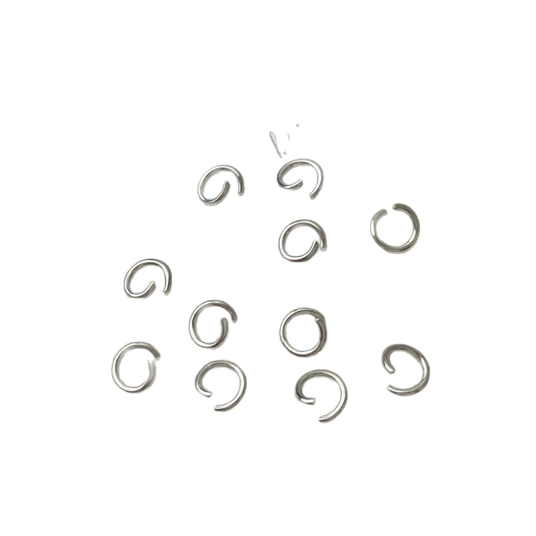 Sleek Minimalist Metal Ring Clips Stornfield