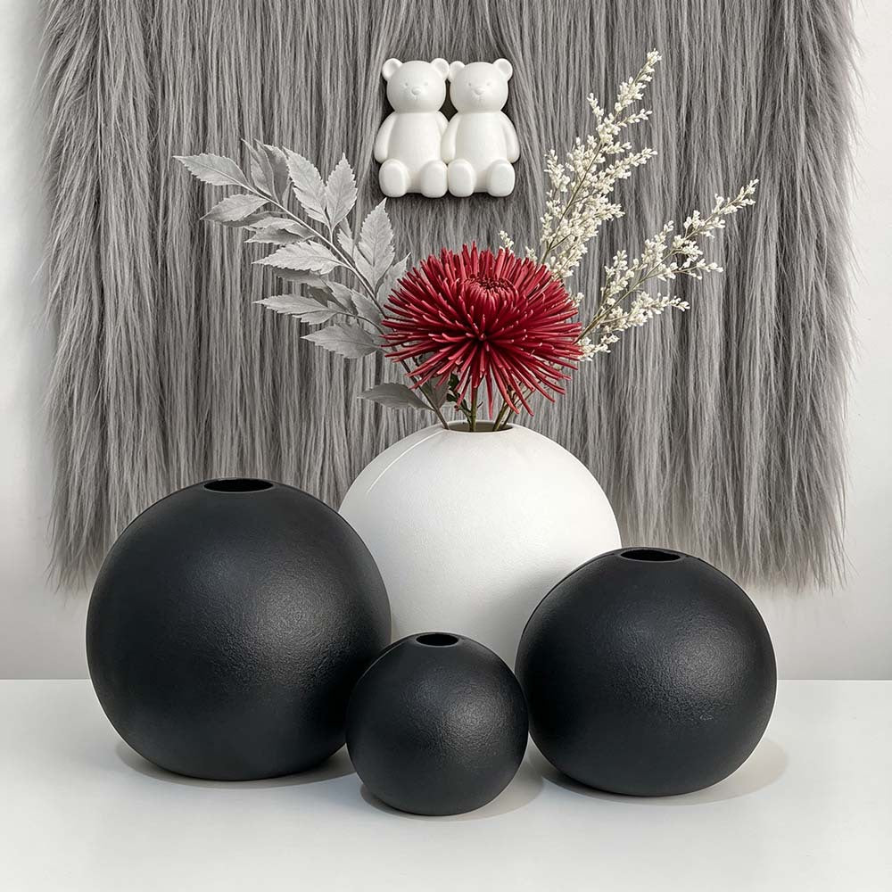 Modern Minimalistic Ceramic Vase Stornfeild