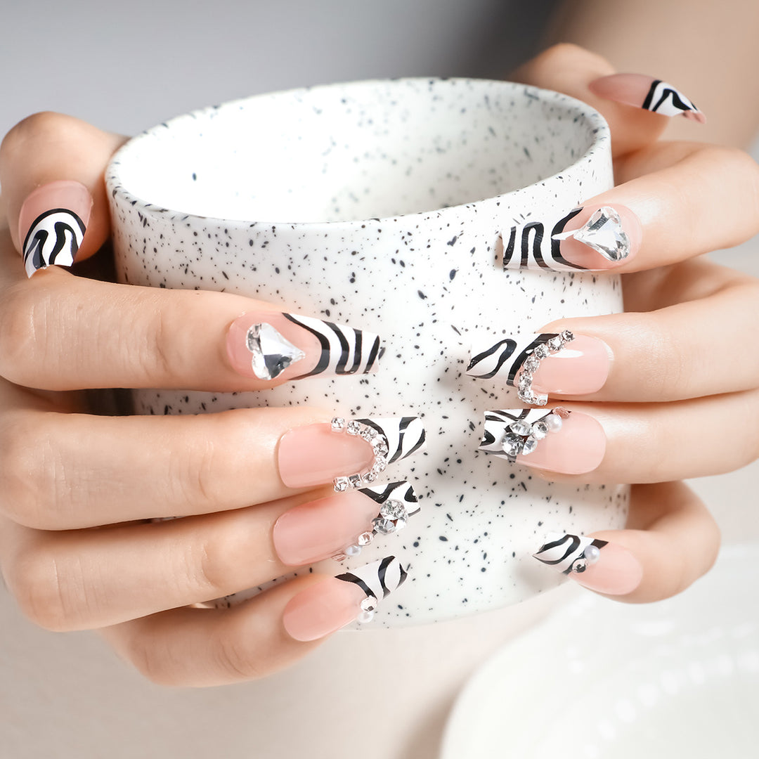 Decorative Press-On Nail Set with 3D Accents Stornfield