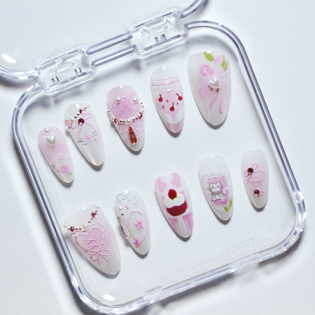 Decorative Press-On Nail Art Set Stornfield