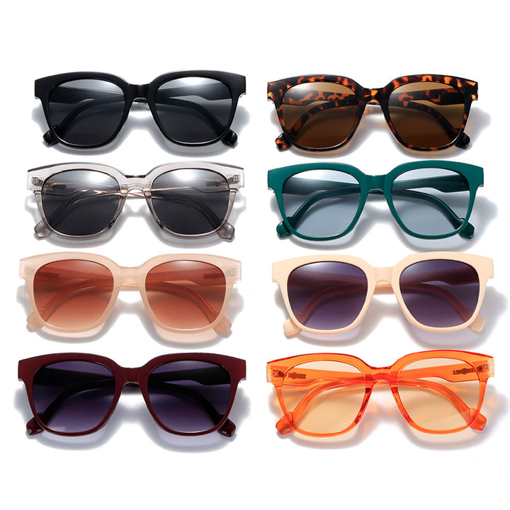 Women’s classic sunglasses with modern oversized frame Stornfield