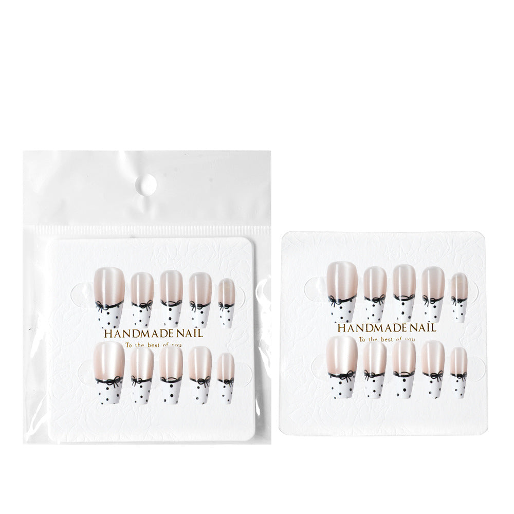 Elegant Designer Press-On Nail Set Stornfield