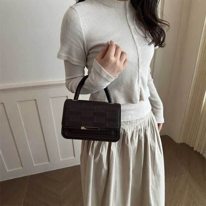 Elegant Textured Handheld Bag