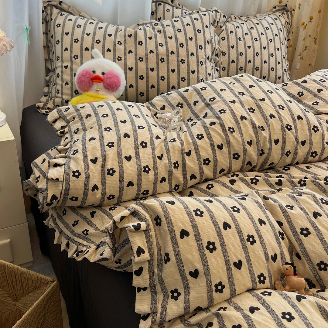 Floral Ruffled Bedding Set