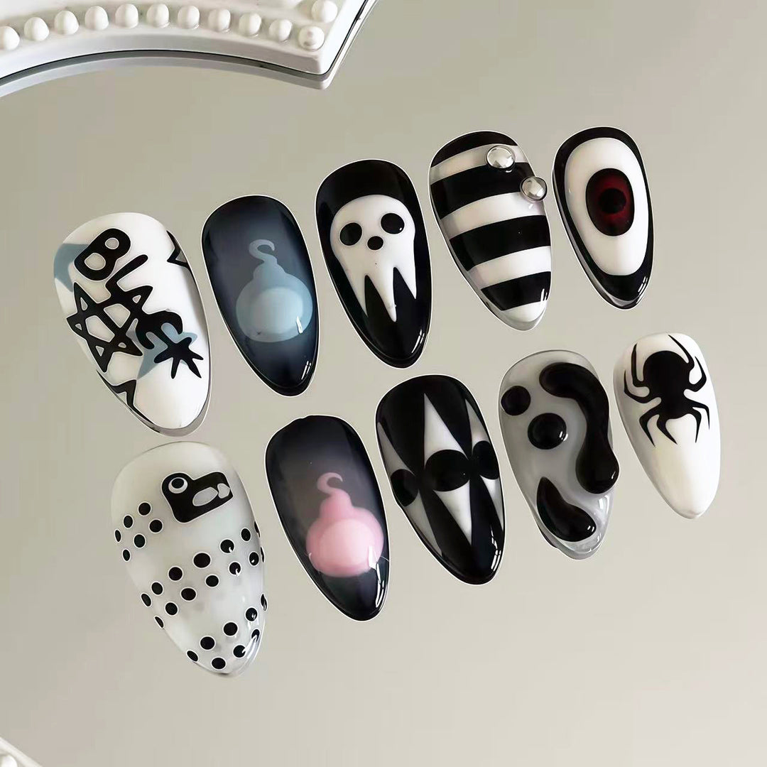 Theatrical Halloween-Themed Press-On Nail Art Set