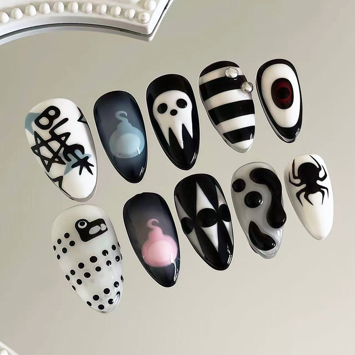 Theatrical Halloween-Themed Press-On Nail Art Set