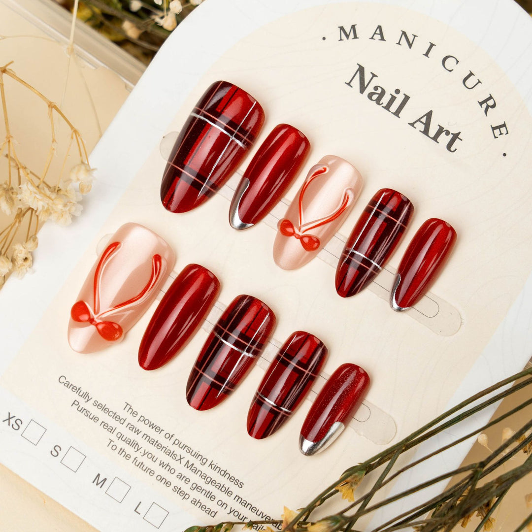 Glamorous Nail Art Stornfield