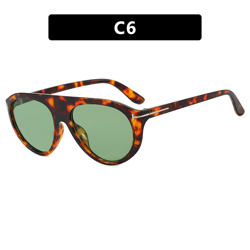 Women's Cat-Eye Sunglasses with protective UV filter and mirrored lenses Stornfield