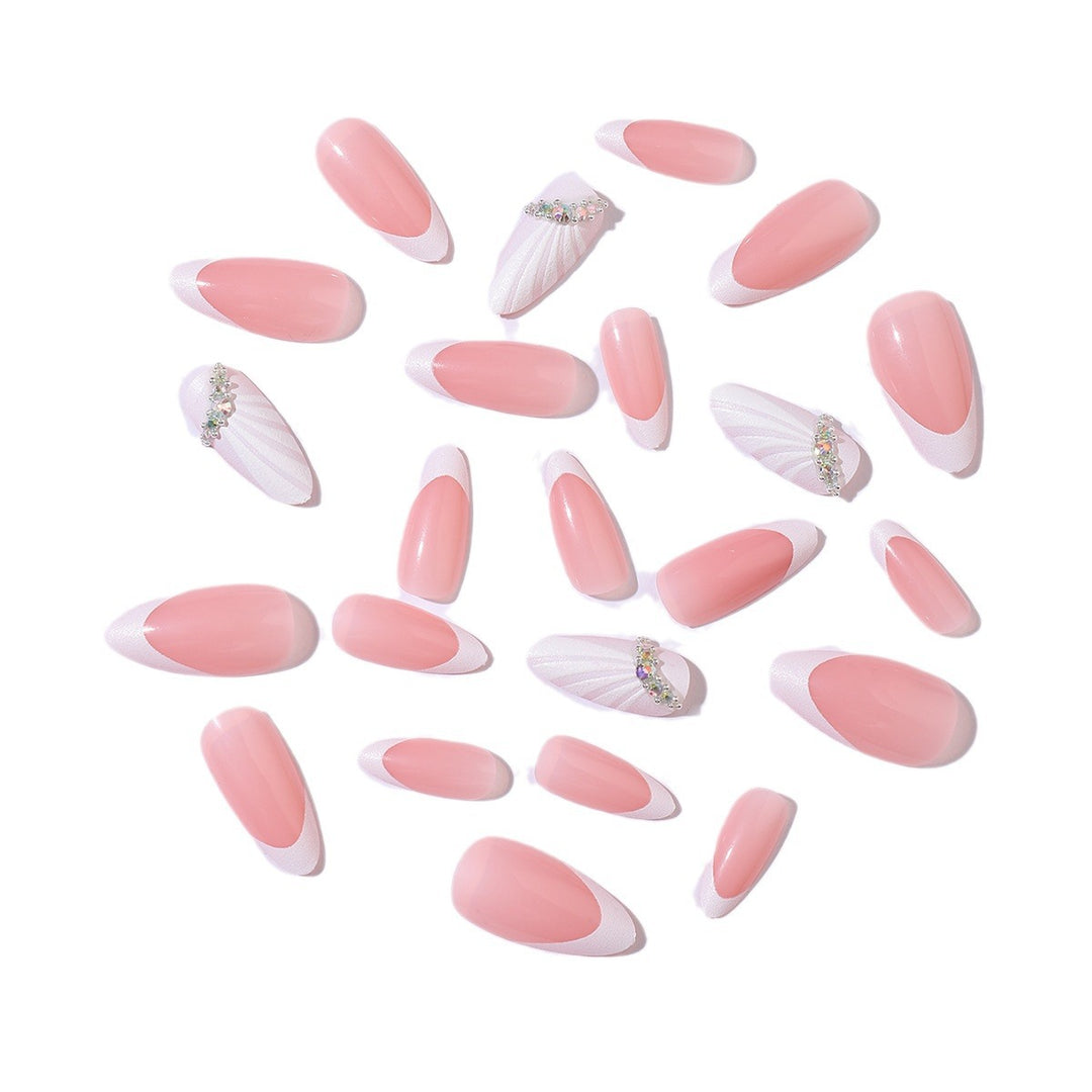 Artificial nail set with luxurious 3D embellishments Stornfield