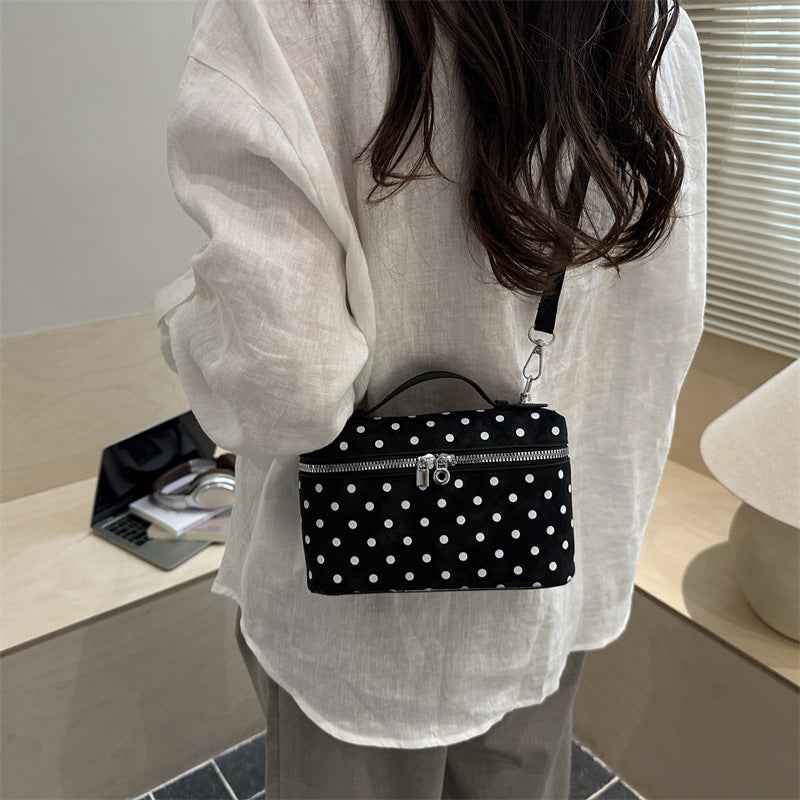 Stylish Polka Dot Makeup Organizer