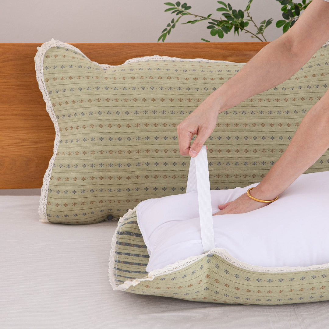 Ladies ergonomic pillow with removable cover Stornfield