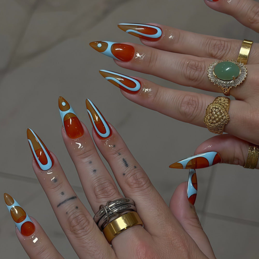 Artificial Nails in Modern, Geometric Design Stornfield