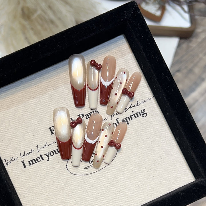 Premium Press-On Nail Art Set with Elegant Heart & Leaf Design Stornfield