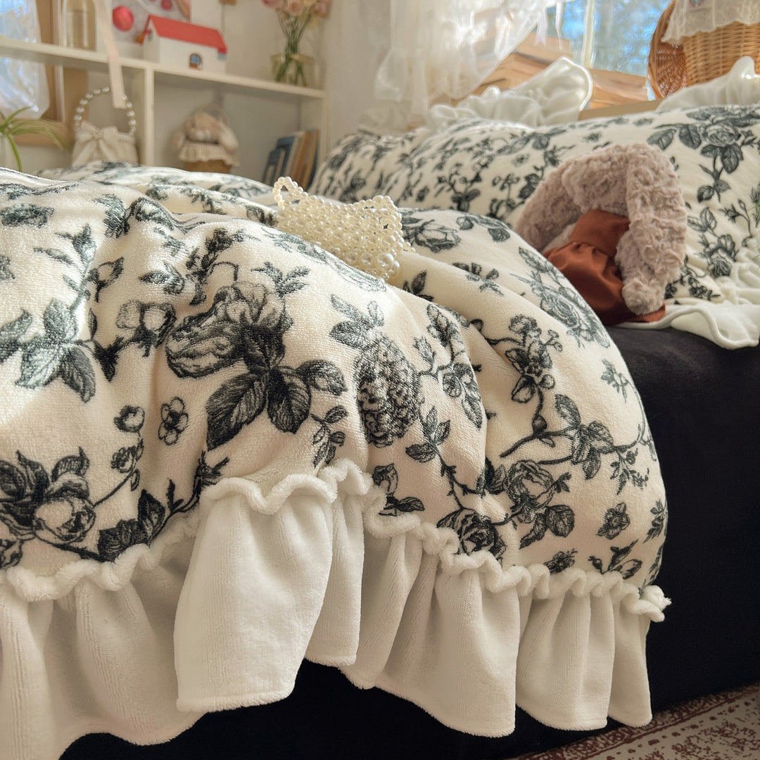 Floral Print Quilted Comforter Set