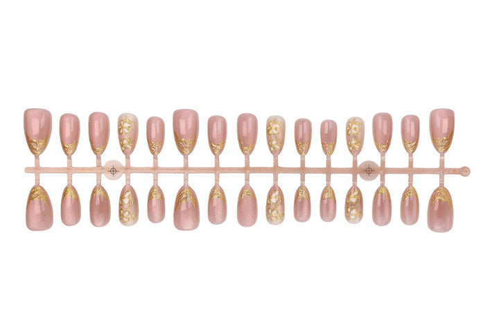Artificial nail set with elegant flower details Stornfield