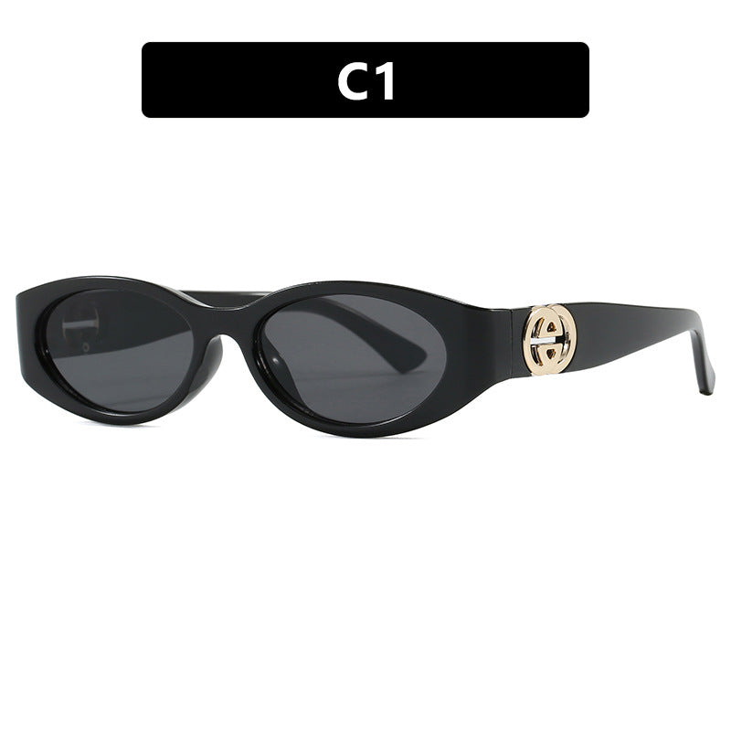 Women's fashionable cat-eye sunglasses with protective UV filter and luxurious accents Stornfield