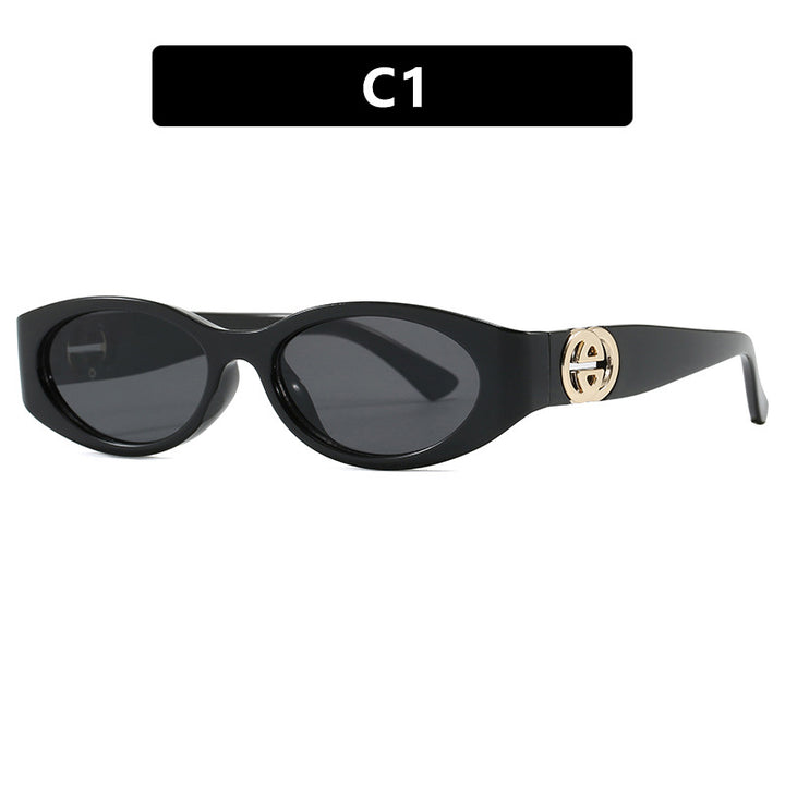Women's fashionable cat-eye sunglasses with protective UV filter and luxurious accents Stornfield