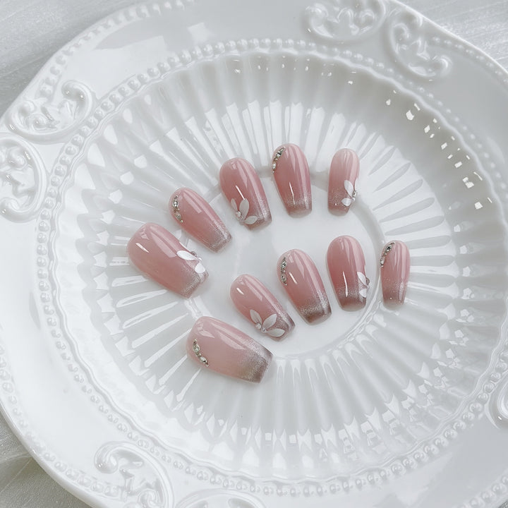 Elegant Floral Press-On Nail Art Set with Rhinestone Accents