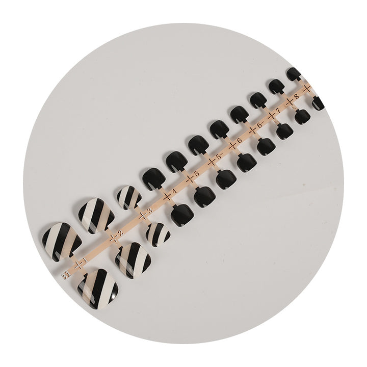 Stylish Press-On Nail Set with Striped Design Stornfield