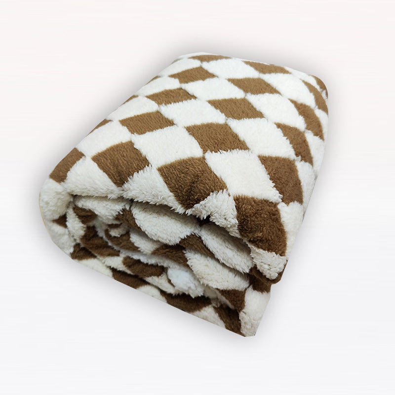 Ladies cuddle blanket with unique houndstooth pattern Stornfield