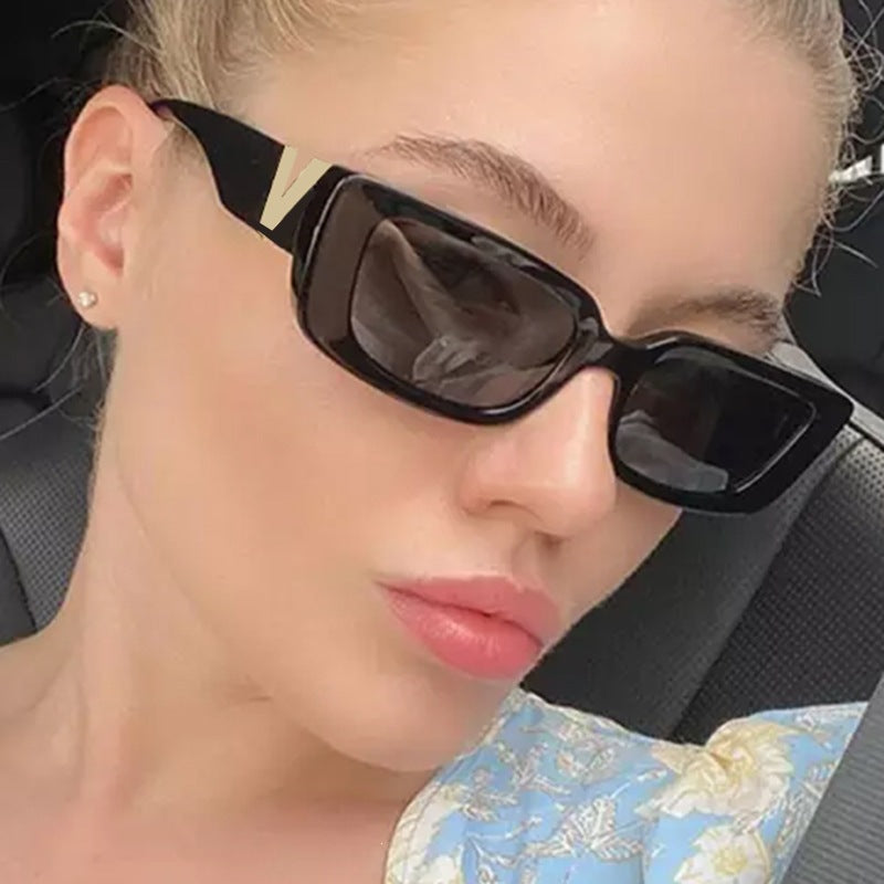 Retro-Inspired Geometric Frame Sunglasses Stornfield