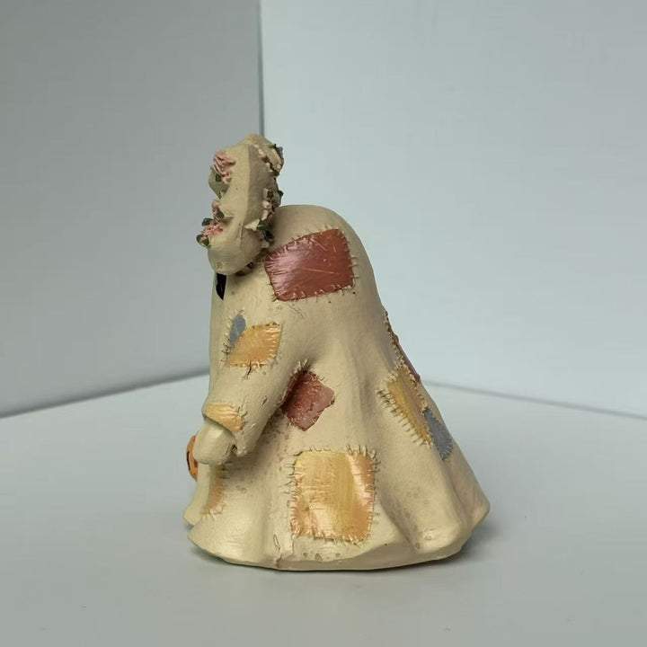 Playful Halloween decoration figure Stornfield