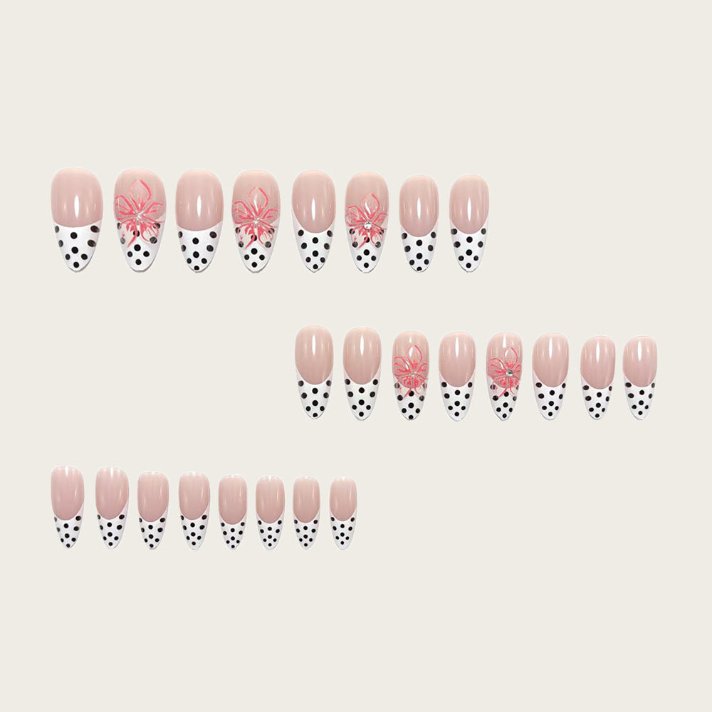 Artificial nails with elegant flower design and dots Stornfield
