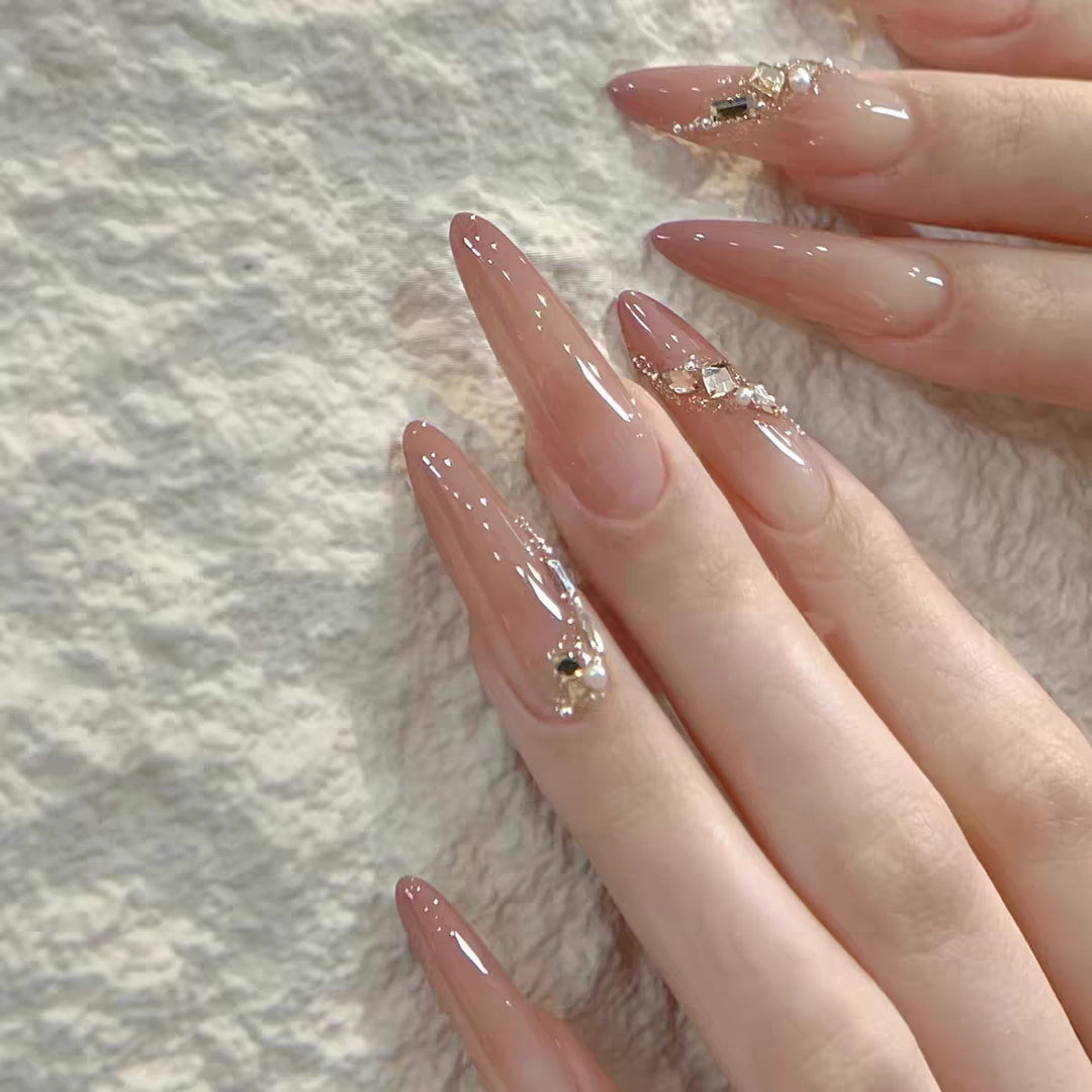 Floral Embellished Press-On Nail Set