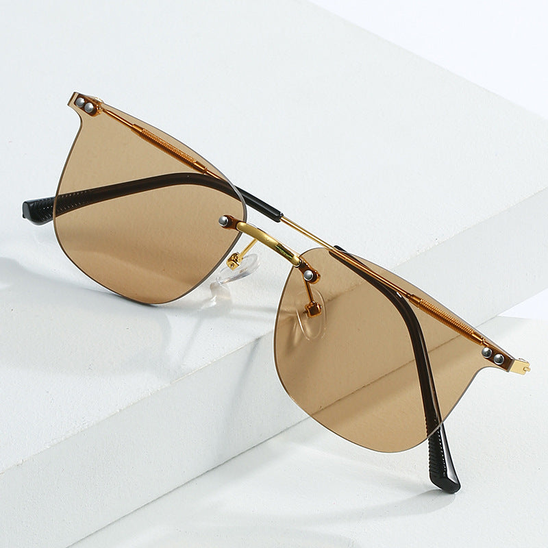 Ladies stylish geometric sunglasses with modern glass elements Stornfield