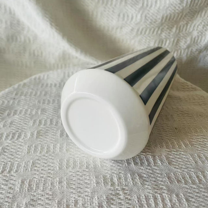 Modern Striped Ceramic Cup Stornfeild