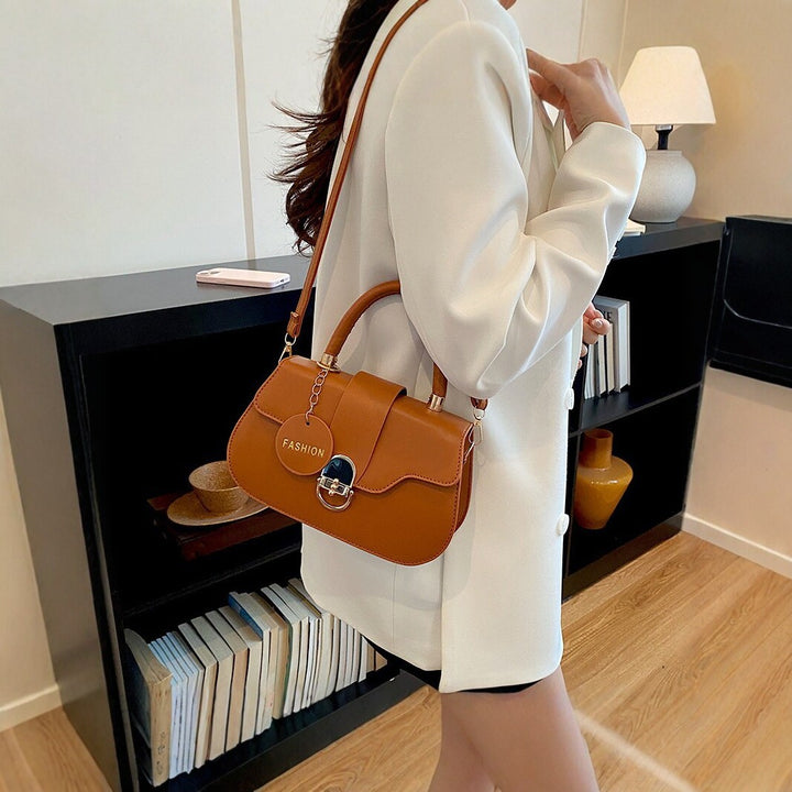 Fashionable Structured Handbag