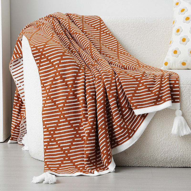 Women's knitted blanket with geometric pattern Stornfield