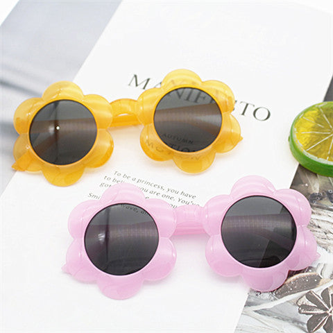 Women's sunglasses in playful floral pattern Stornfield