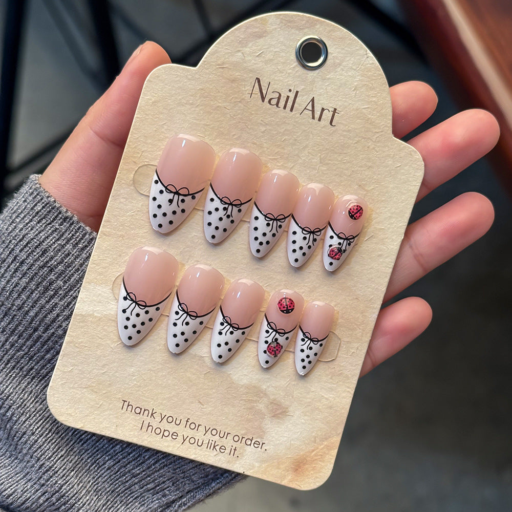Elegant Artistic Press-On Nail Set Stornfield