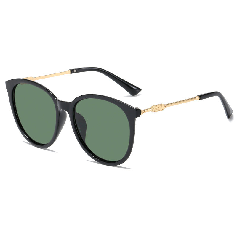 Women's Fashion Cat-Eye Sunglasses with Mirrored Lenses Stornfield