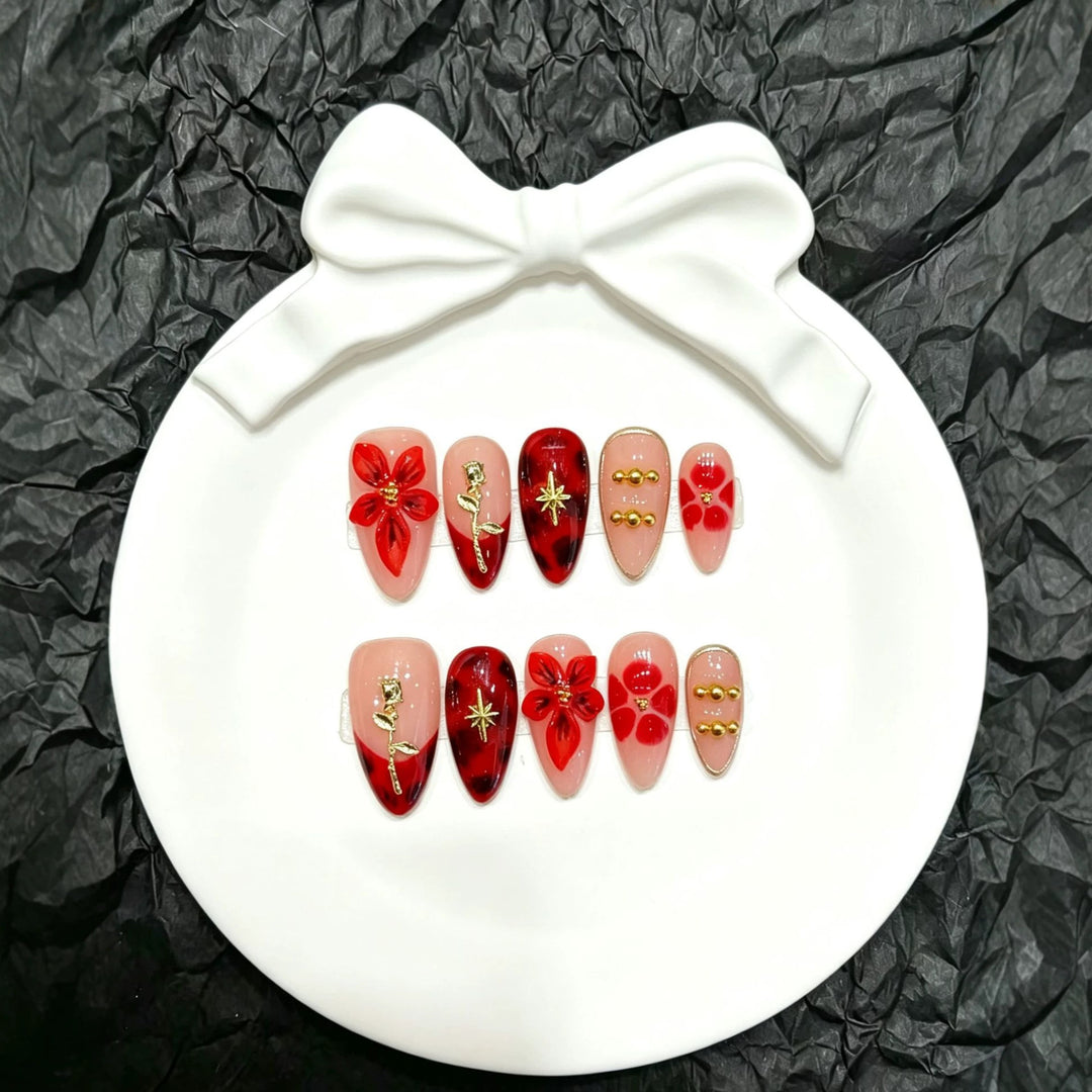 Artistic Floral Design Press-On Nail Art