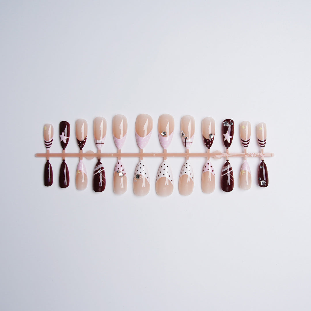 Elegant artificial nails with decorated designs Stornfield