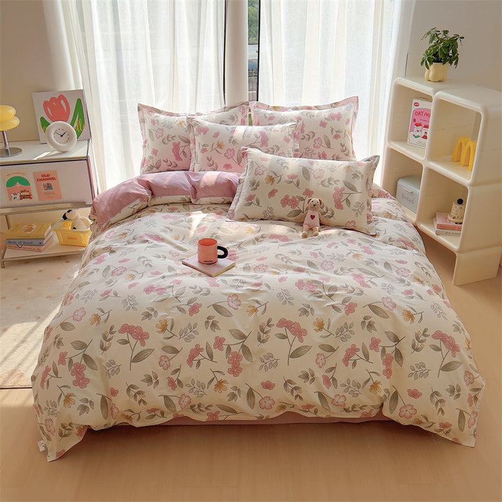 Playful Bear Checkered Comforter Set