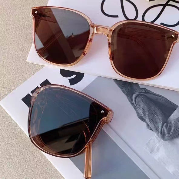 Ladies trendy sunglasses with unique facet frame Stornfield