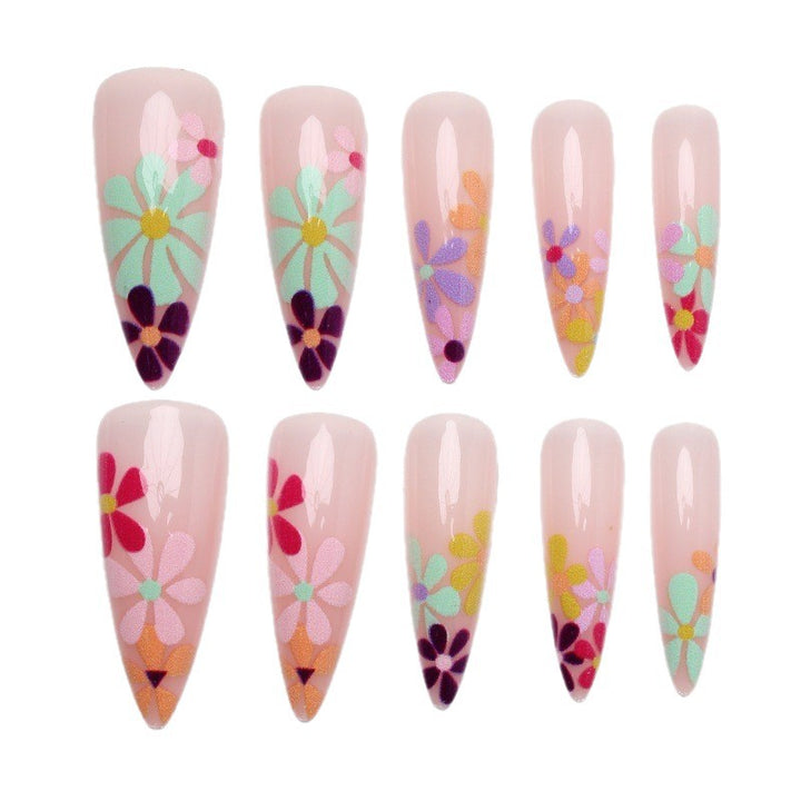 Nail art with floral patterns Stornfield