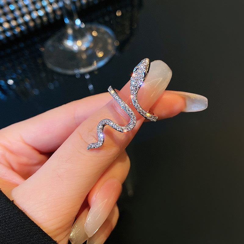 Elegant snake ring with sparkling zirconia stones Stornfield